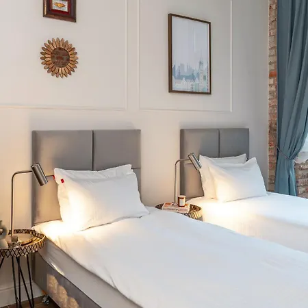 Cozy In Old Town Apartman *